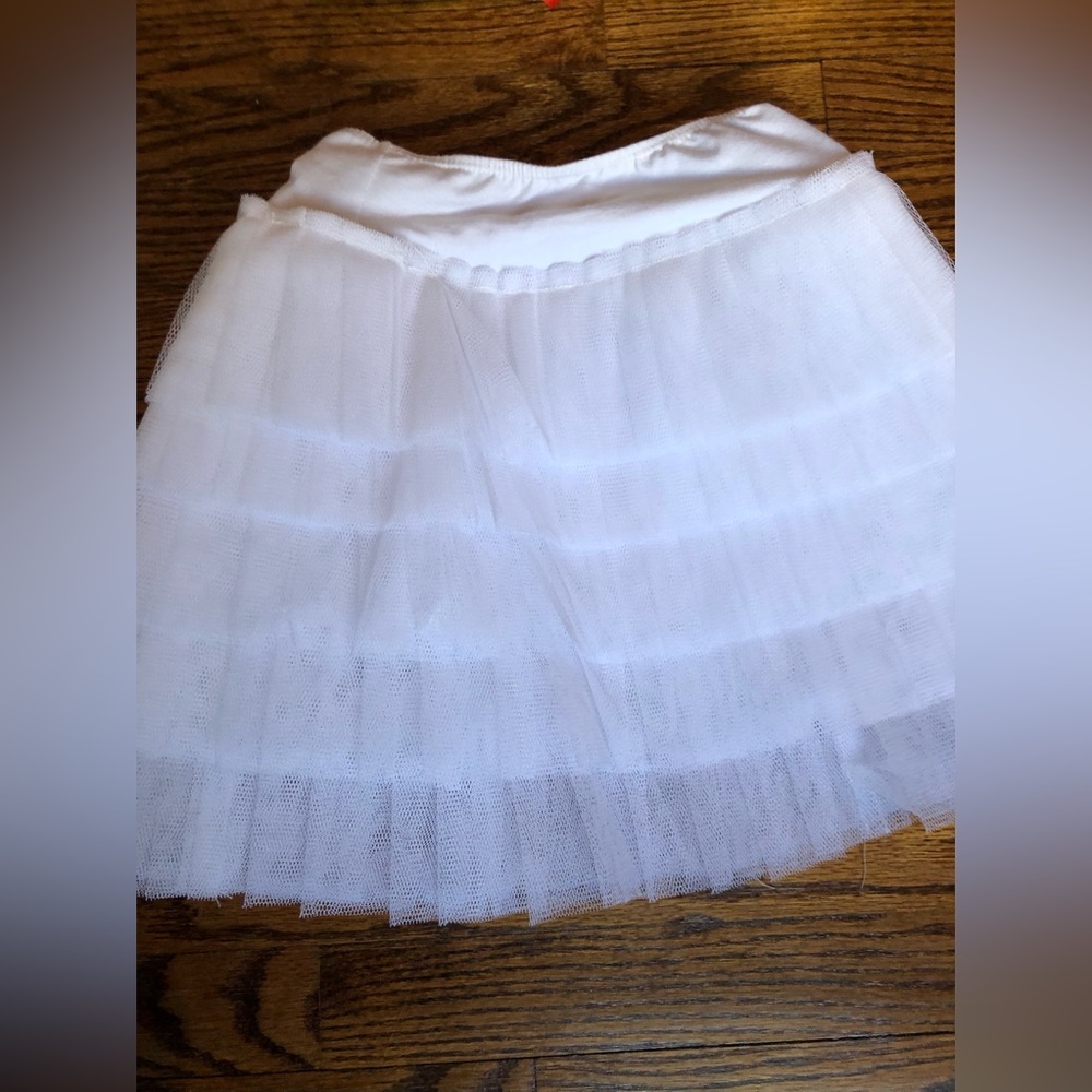 Ballet tulle petticoat girls size Medium